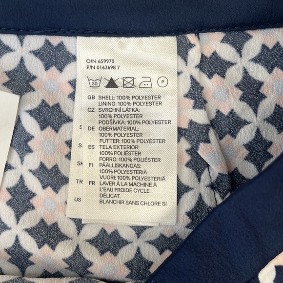 H&M Petal Skirt, size 6 NWT - Picture 5 of 7